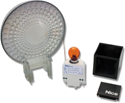 Lampa NICE MLBT – co zawiera?